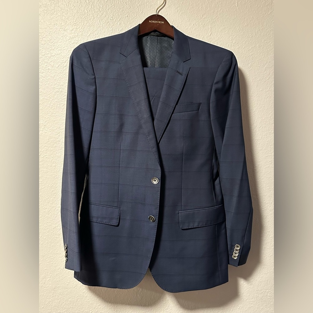 COPY - Boss 38R Navy Windowpane 100% Wool Suit